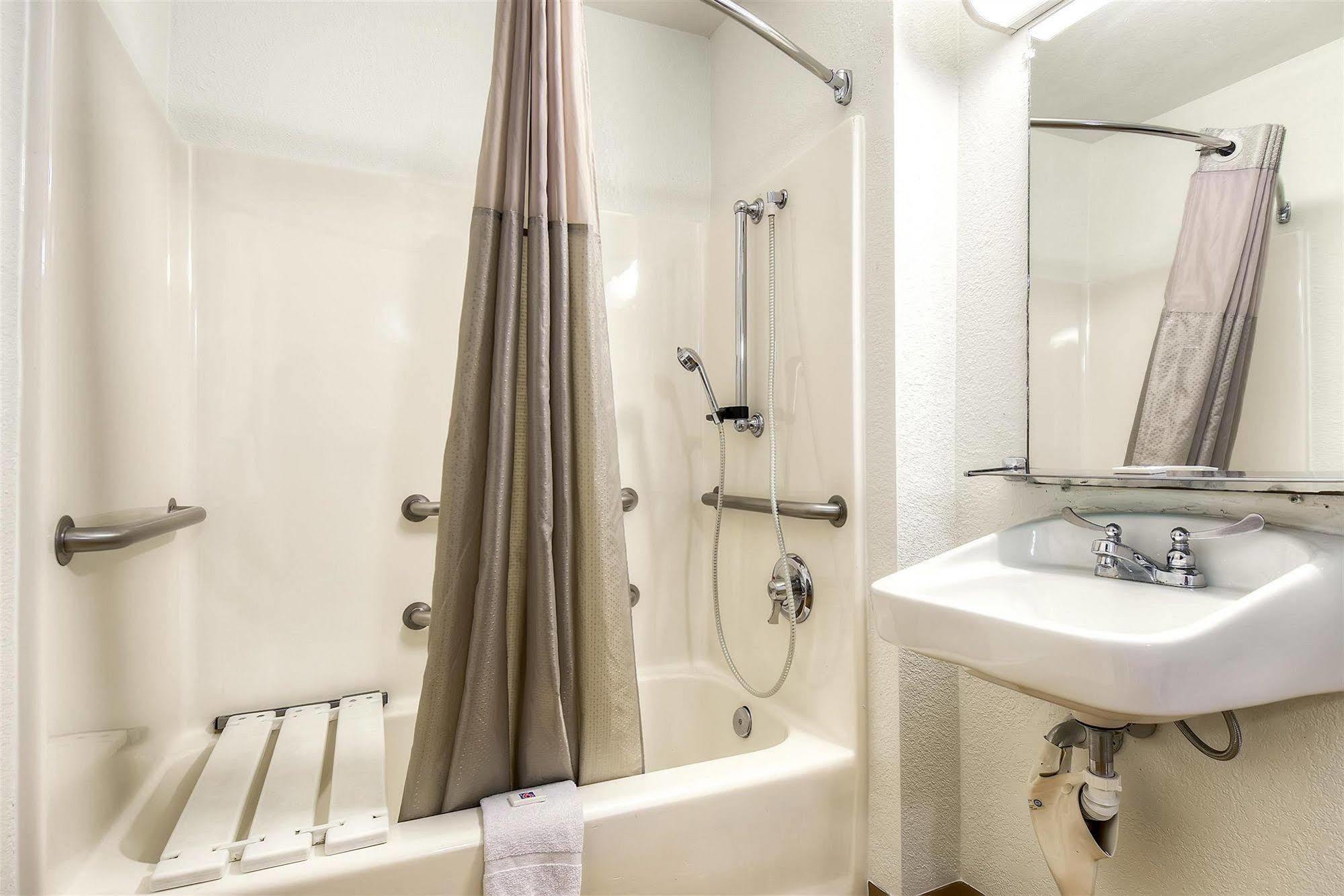 Motel 6-Harbor City, Ca - Los Angeles Κάρσον Εξωτερικό φωτογραφία