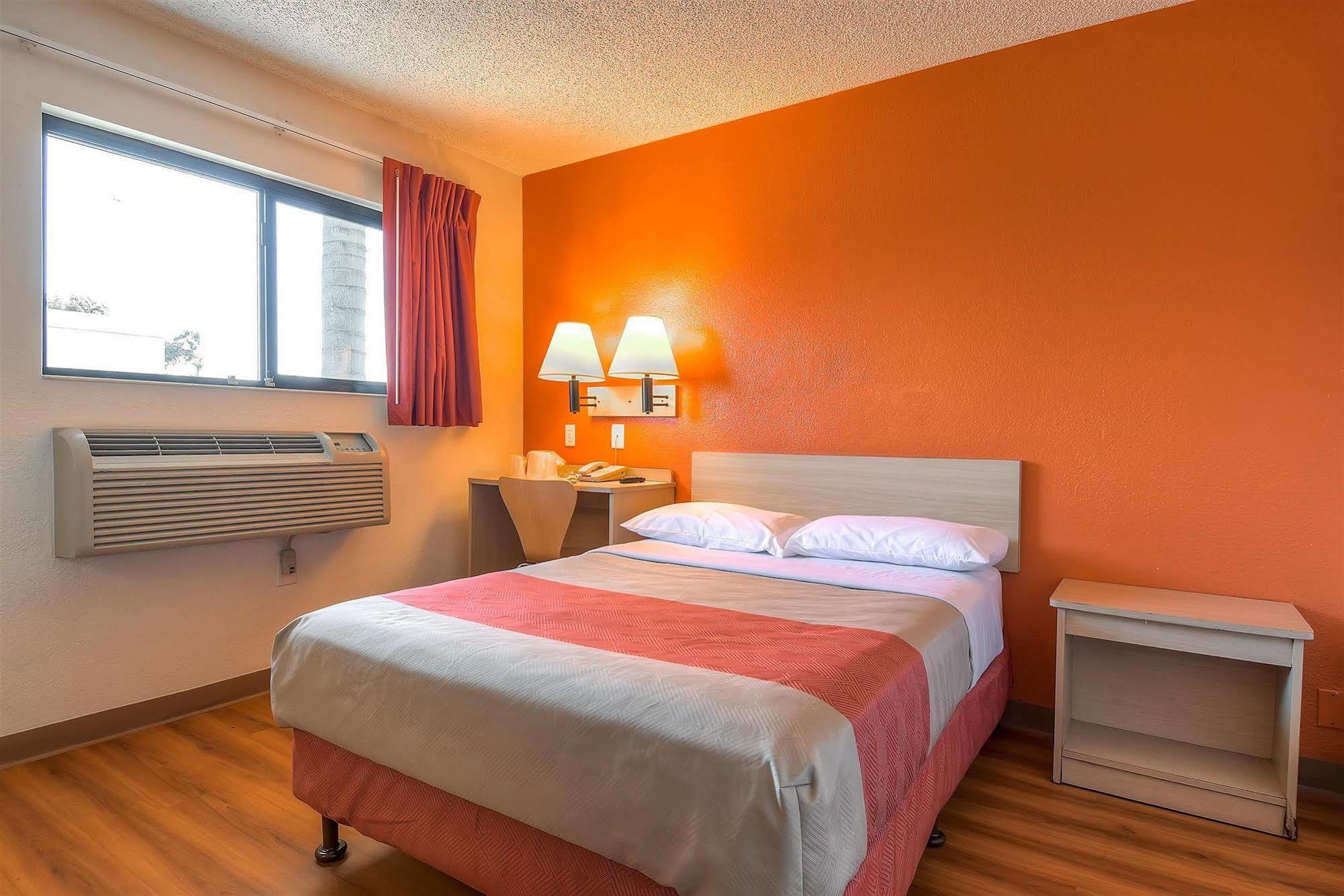 Motel 6-Harbor City, Ca - Los Angeles Κάρσον Εξωτερικό φωτογραφία