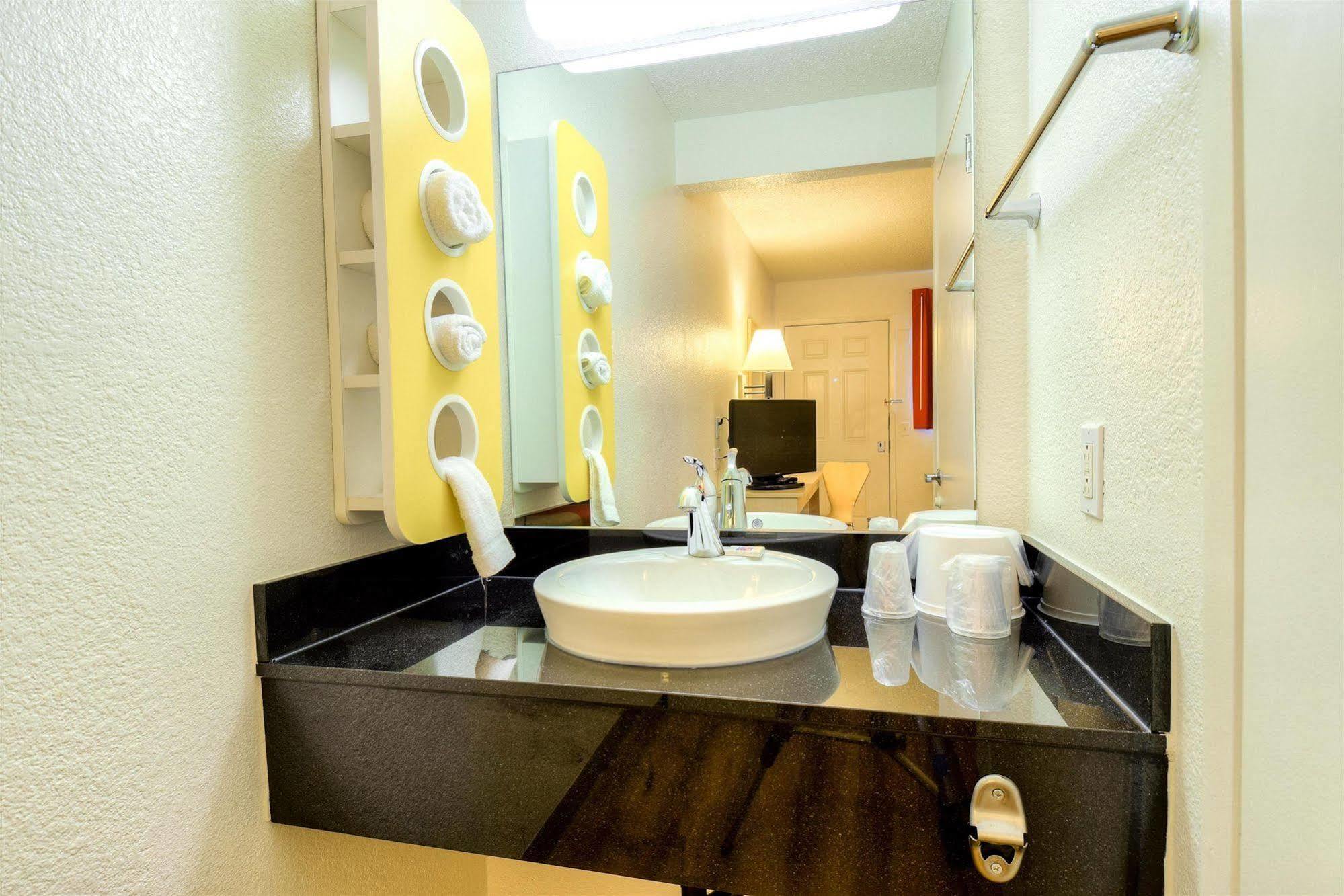 Motel 6-Harbor City, Ca - Los Angeles Κάρσον Εξωτερικό φωτογραφία