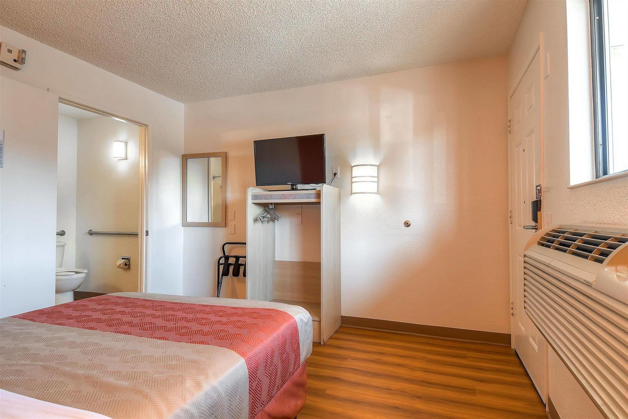 Motel 6-Harbor City, Ca - Los Angeles Κάρσον Εξωτερικό φωτογραφία